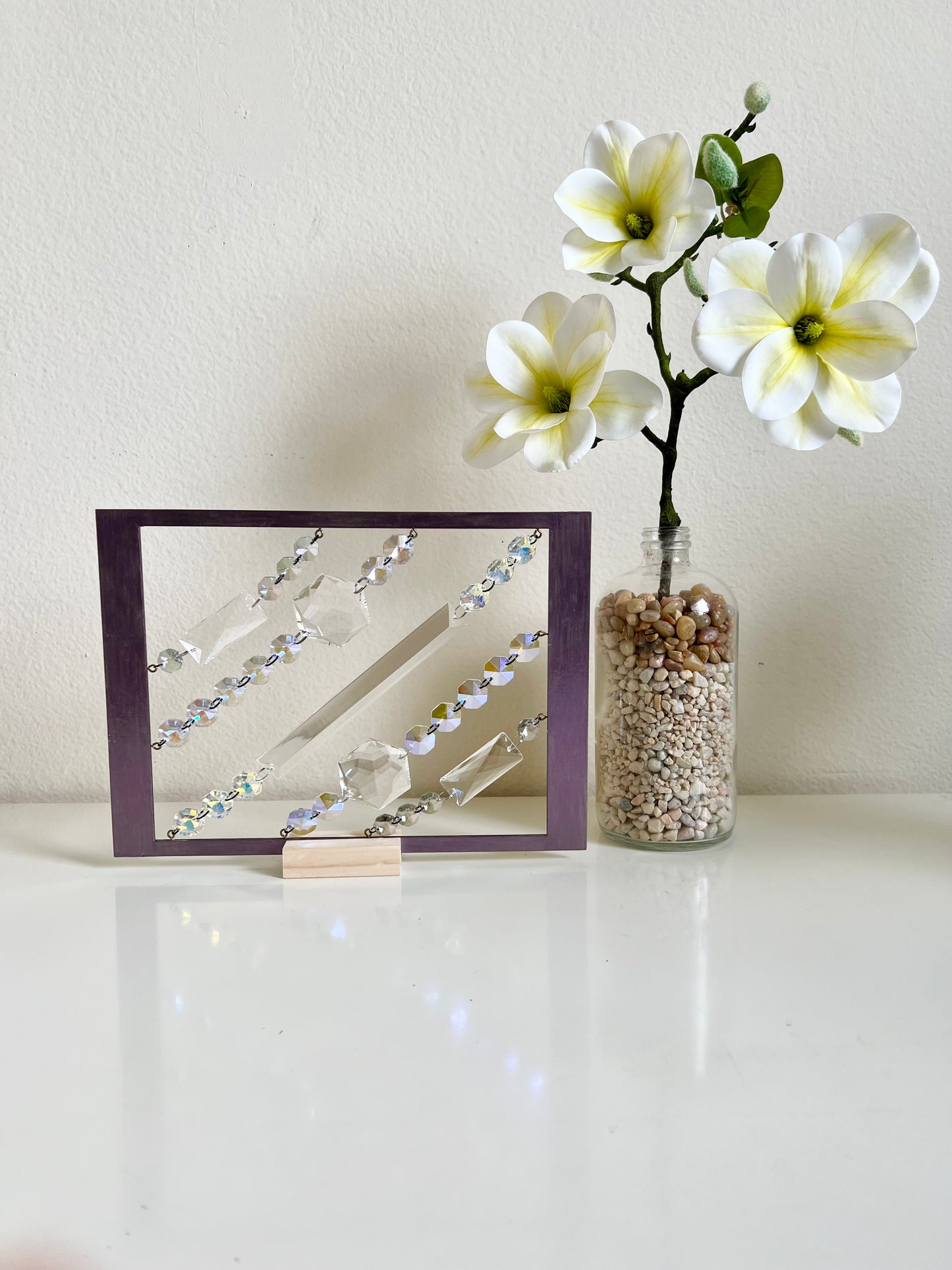 Shifting Aurora Desk Sun Catcher with Dual Display Options