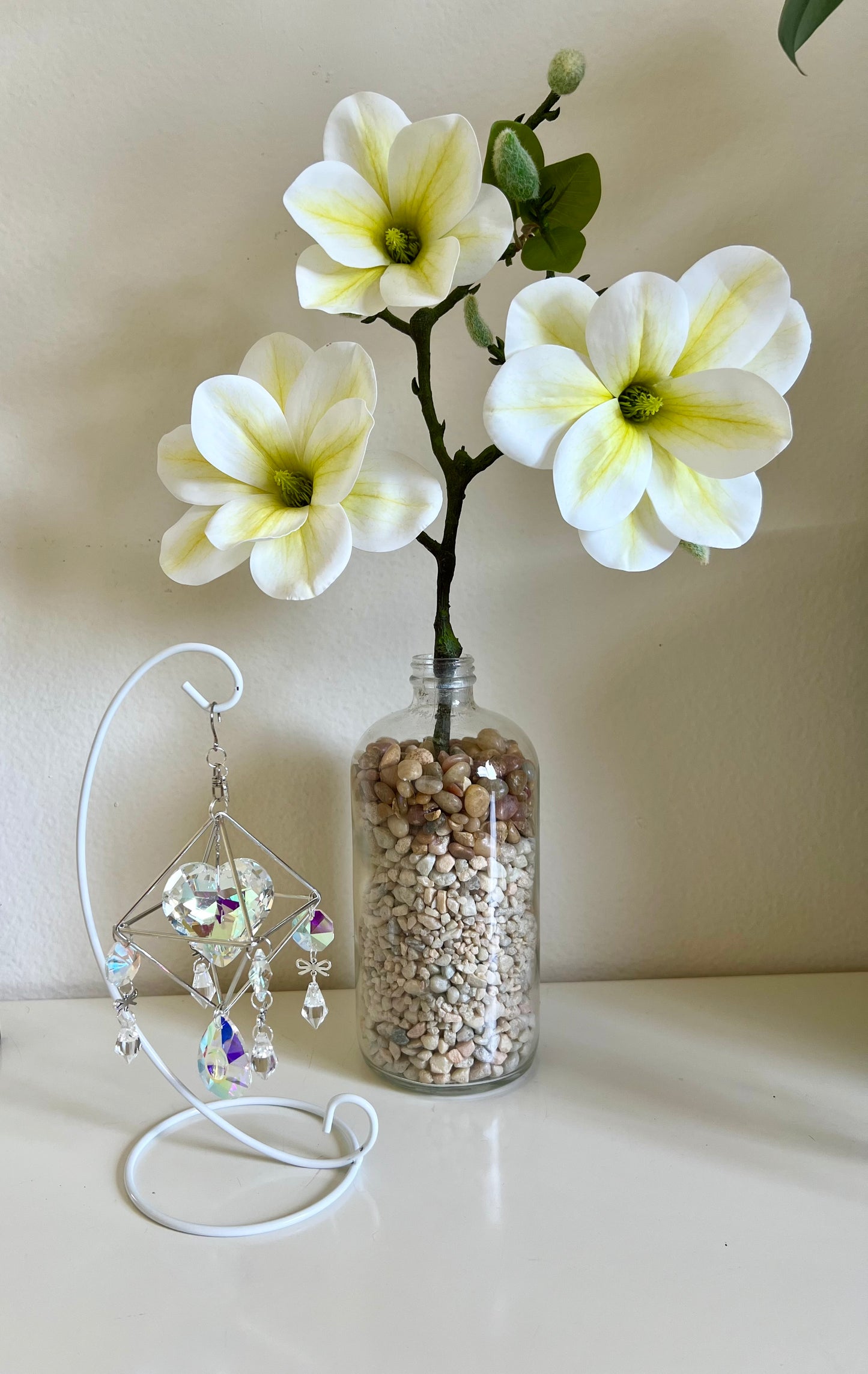 Elegant Bows Desk Sun Catcher with Display Stand